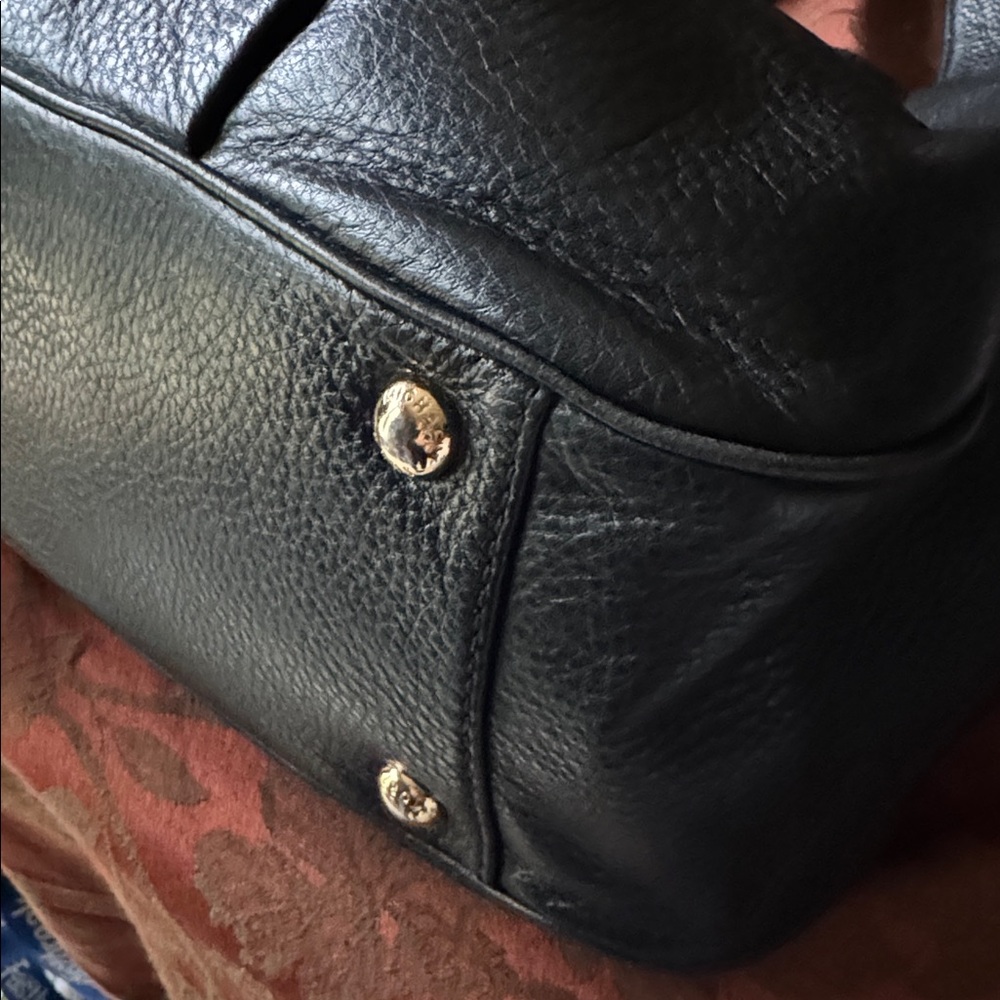 Michael Kors Black Shoulder Bag - Picture 11 of 17